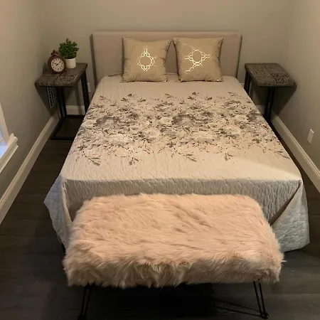 Spacious 5Br 2Bath Close To Niagara Falls And Casino-2