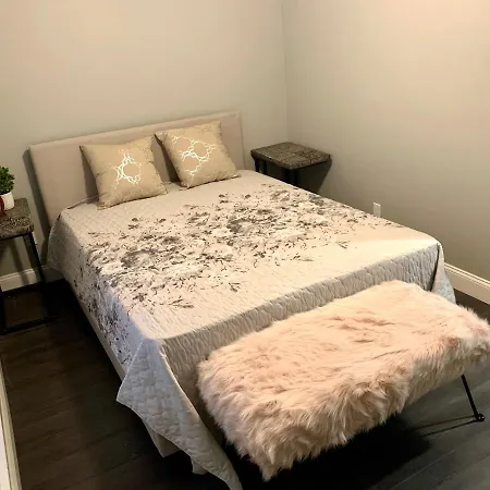 Spacious 5Br 2Bath Close To Niagara Falls And Casino-3
